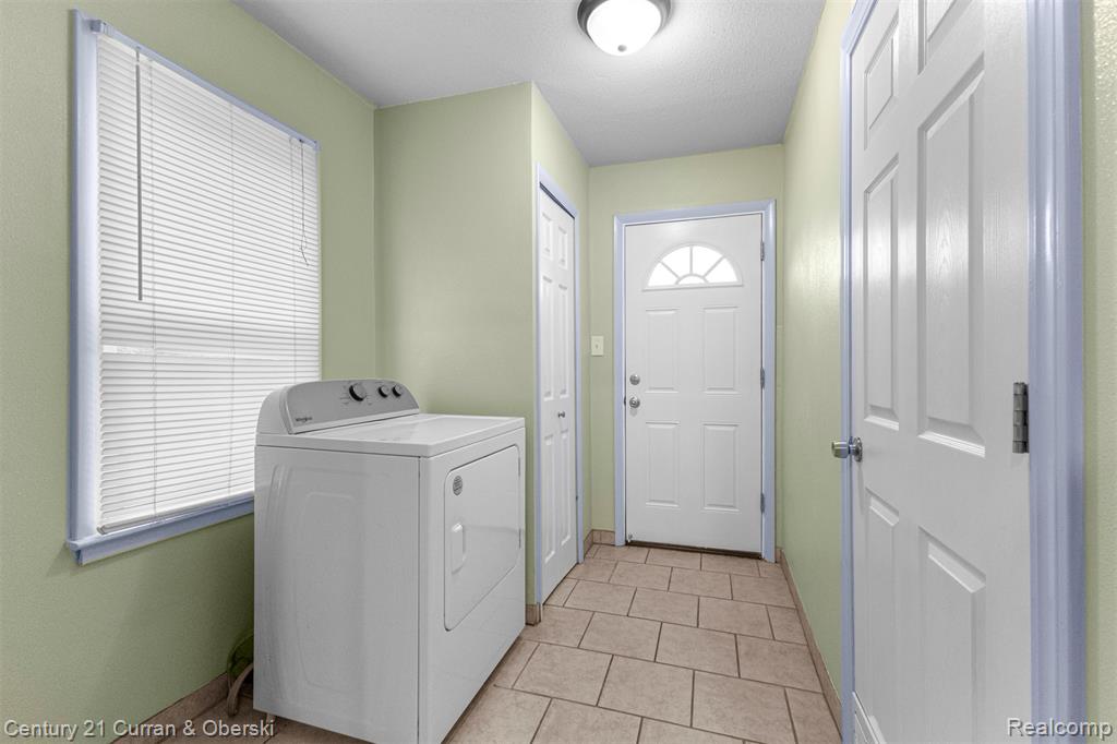 6631 Elm Street, Taylor, MI 48180 — Photo 16