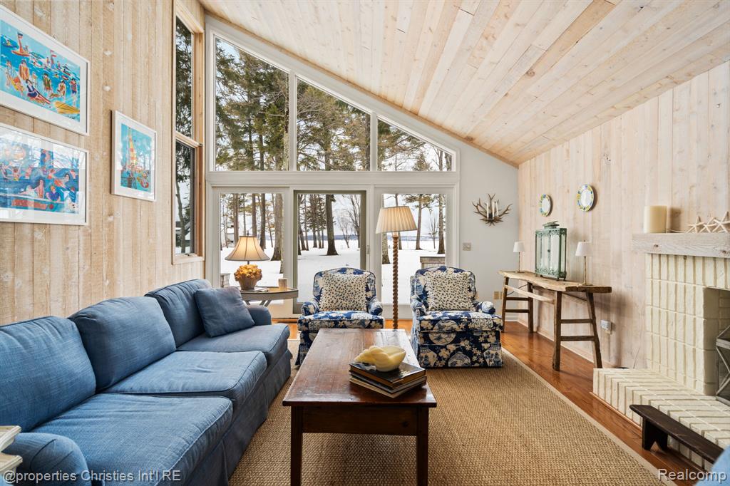 1057 Beach Road, Harbor Springs, MI 49740 — Photo 26