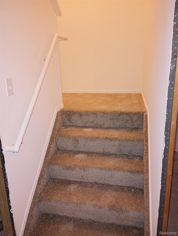6379 Sheppard Drive, 90, Westland, MI — Photo 9
