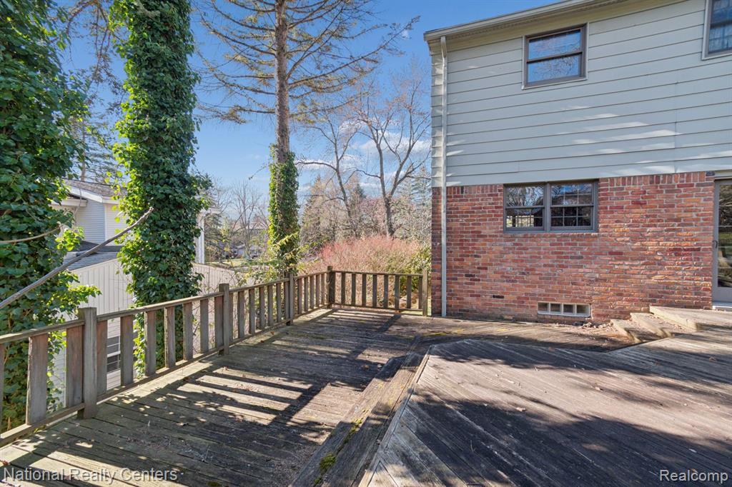 5621 Eastman Boulevard, West Bloomfield, MI 48323 — Photo 53