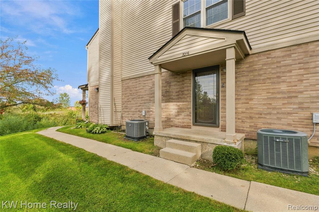 3216 High Pointe Ridge Road, Lake Orion, MI