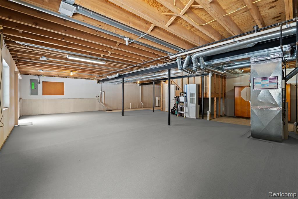 49681 S Glacier, Northville, MI 48168 — Photo 48