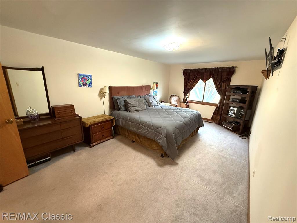 654 E Dawson Road, Milford, MI 48381 — Photo 18