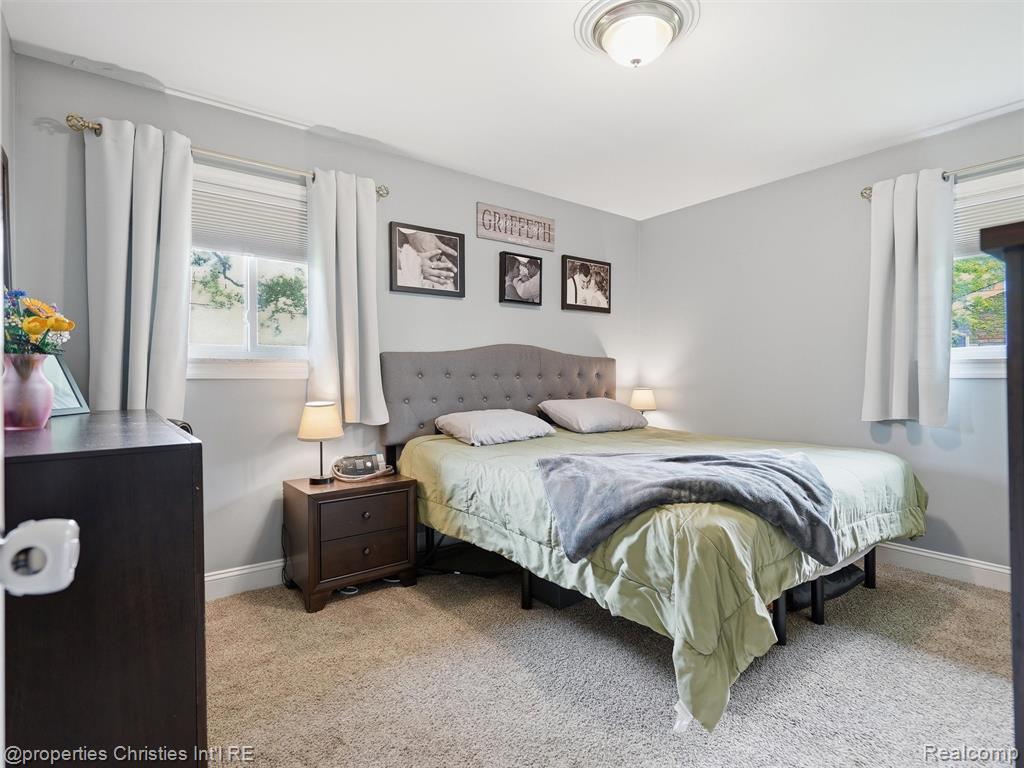 52735 Washington Street, New Baltimore, MI 48047 — Photo 17