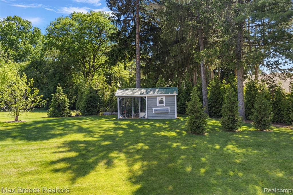1933 Lone Pine Road, Bloomfield Hills, MI 48302 — Photo 38