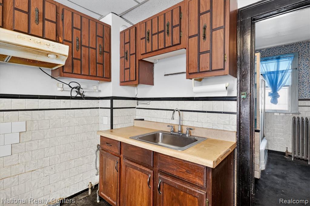 13814 Newbern Street, Hamtramck, MI 48212 — Photo 13