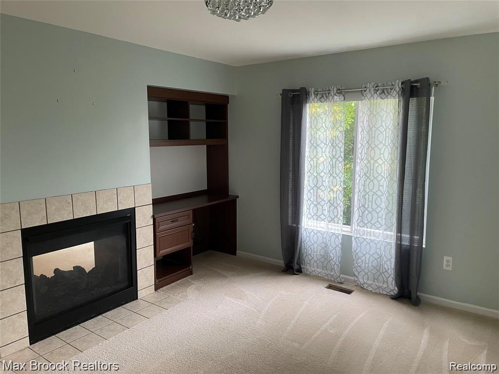 754 SANDALWOOD Drive, Troy, MI 48085 — Photo 18