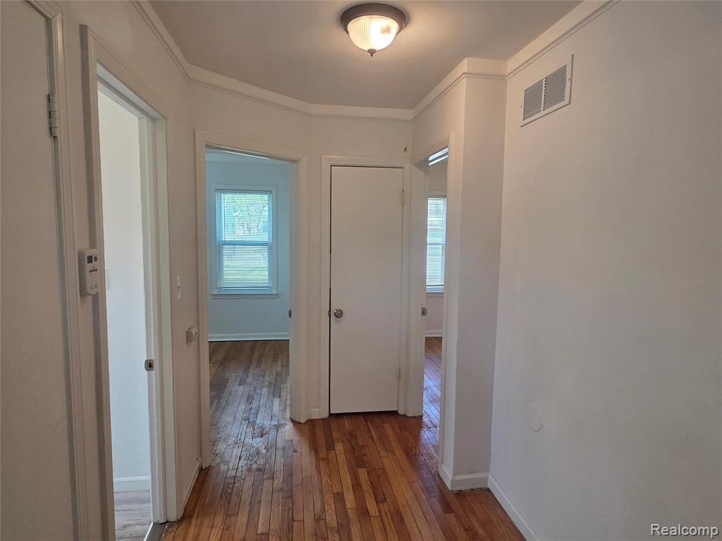 7211 Paige Avenue, Warren, MI 48091 — Photo 7