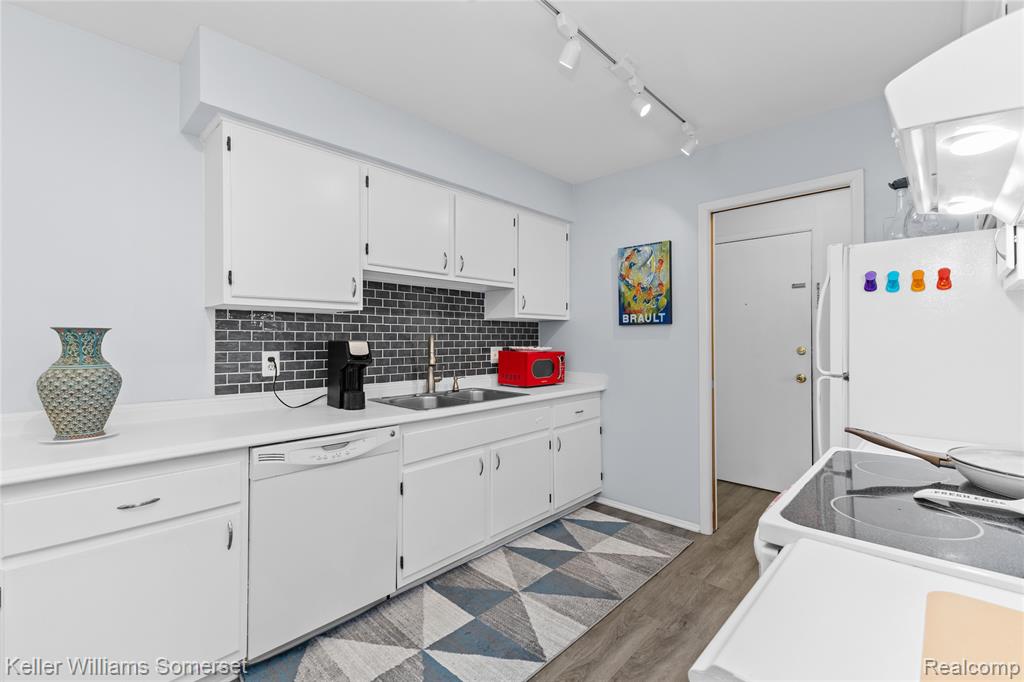 4620 Leafdale Avenue, c5, Royal Oak, MI 48073 — Photo 17