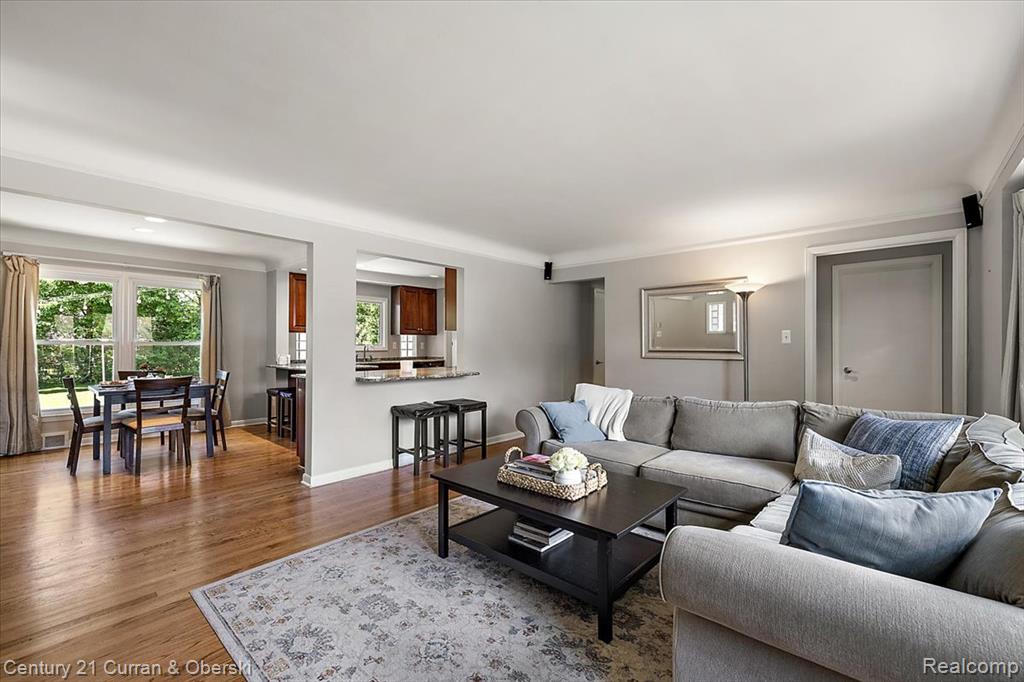 4151 Seminole Drive, Royal Oak, MI 48073 — Photo 9