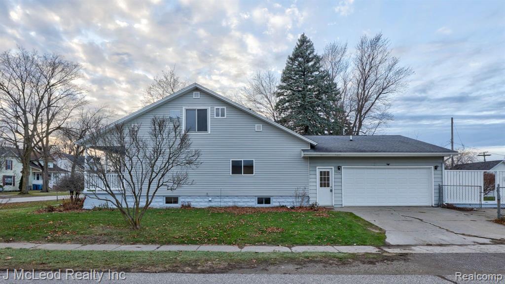 4804 CENTER Street, Millington, MI 48746 — Photo 3