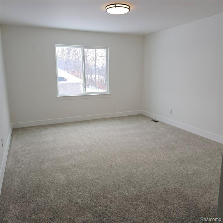 50691 TIMBERSTONE Drive, Macomb, MI 48042 — Photo 11