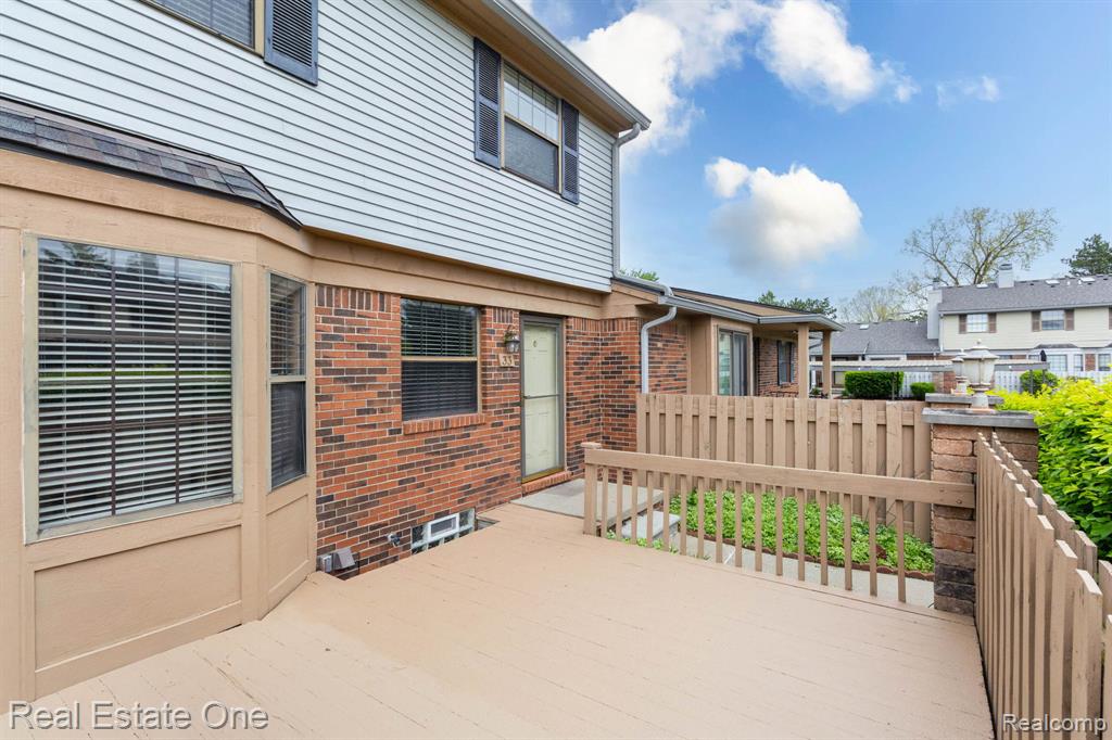 1891 Vine Way Drive, 33, Canton, MI 48188 — Photo 3