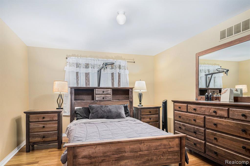 17432 N LUCILLE Circle, New Boston, MI 48164 — Photo 13