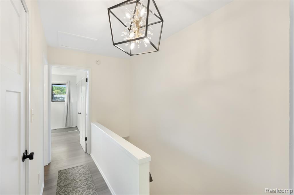 686 Peninsula Court, Ann Arbor, MI 48105 — Photo 22