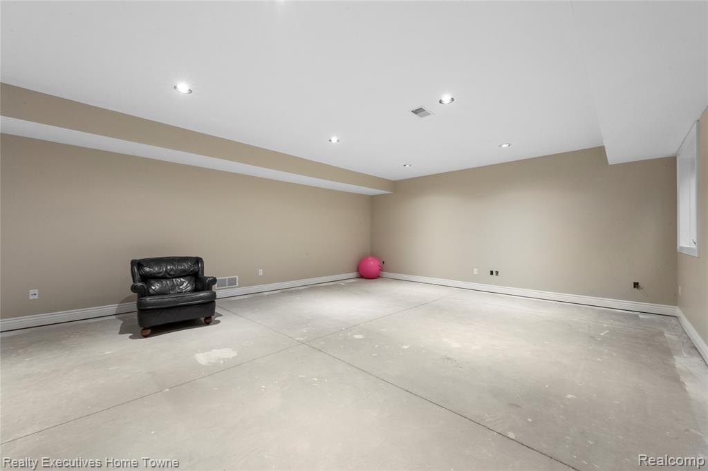 3279 SHOREWOOD Avenue, Fort Gratiot, MI 48059 — Photo 45