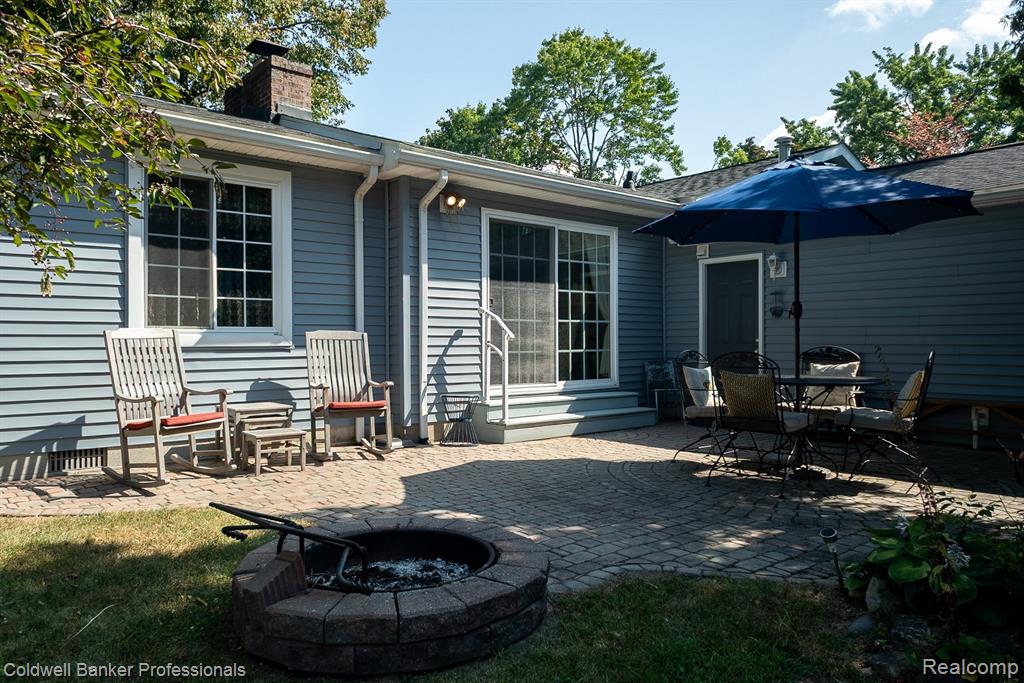 451 Hauxwell Drive, Lake Orion, MI 48362 — Photo 35