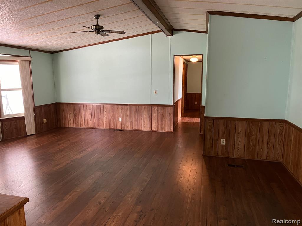 50104 AMBLESIDE, Shelby Twp, MI 48315 — Photo 6