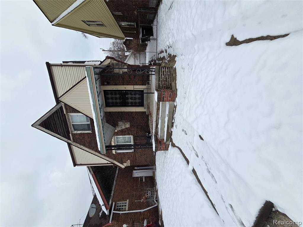 15736 Ohio Street, Detroit, MI 48238