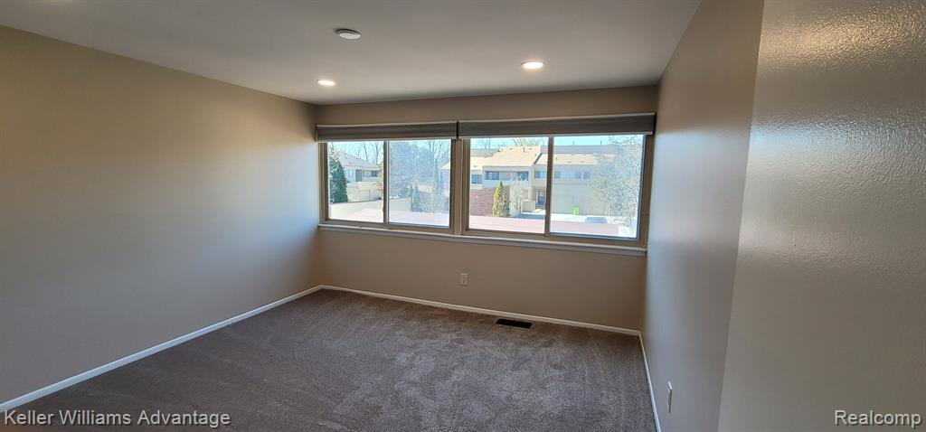 7416 Azalea Court, West Bloomfield, MI — Photo 14