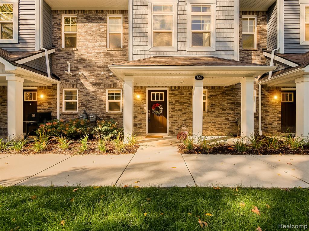 504 Anne Avenue, Brighton, MI 48116 — front exterior