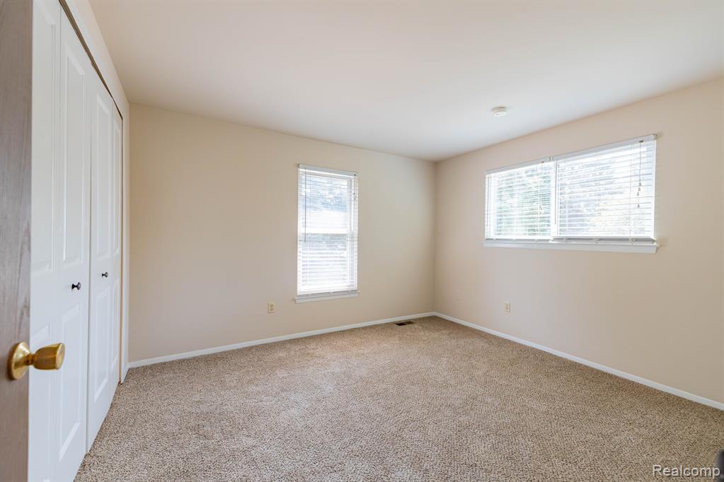 2960 WHITTIER Court, Ann Arbor, MI 48104 — Photo 17