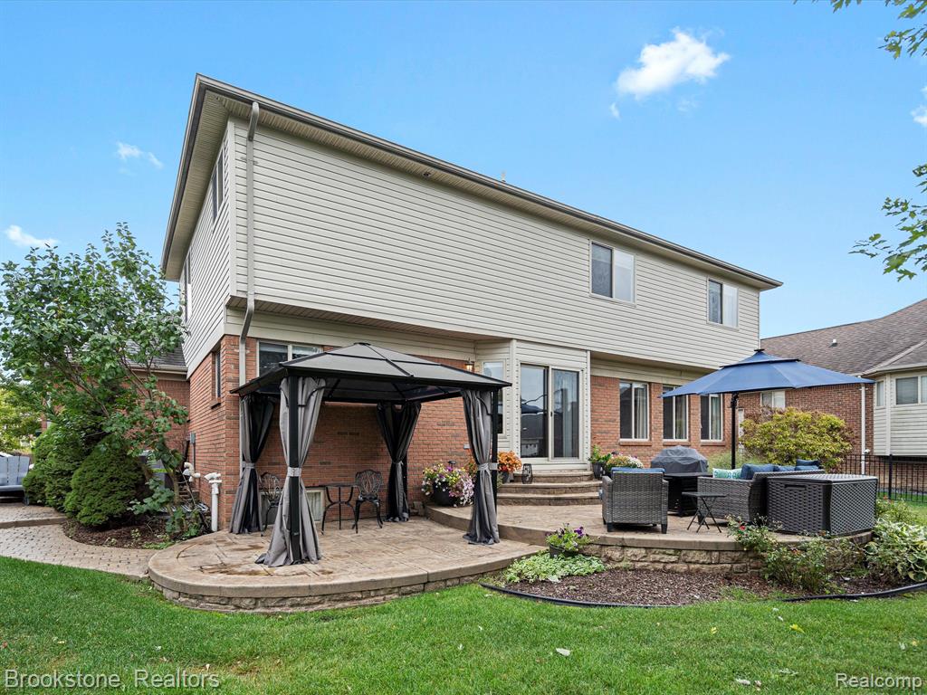 50629 NESTING RIDGE Drive, Macomb, MI 48044 — Photo 50