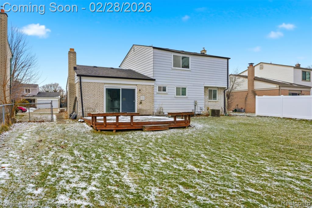 40162 Spitz Drive, Sterling Heights, MI 48313 — Photo 28