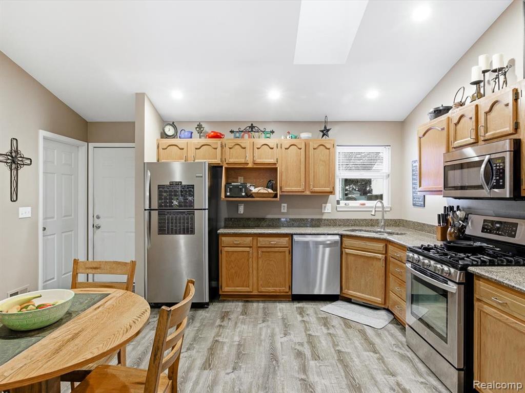 242 Forest Lane, Marysville, MI 48040 — Photo 12