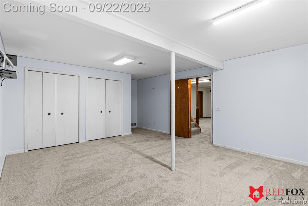 6031 Oak Creek Drive, Swartz Creek, MI 48473 — Photo 26