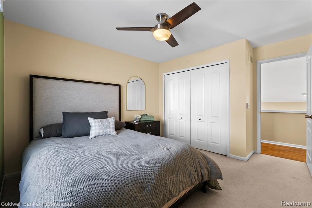 46985 Glastonbury Drive, Canton, MI 48188 — Photo 33