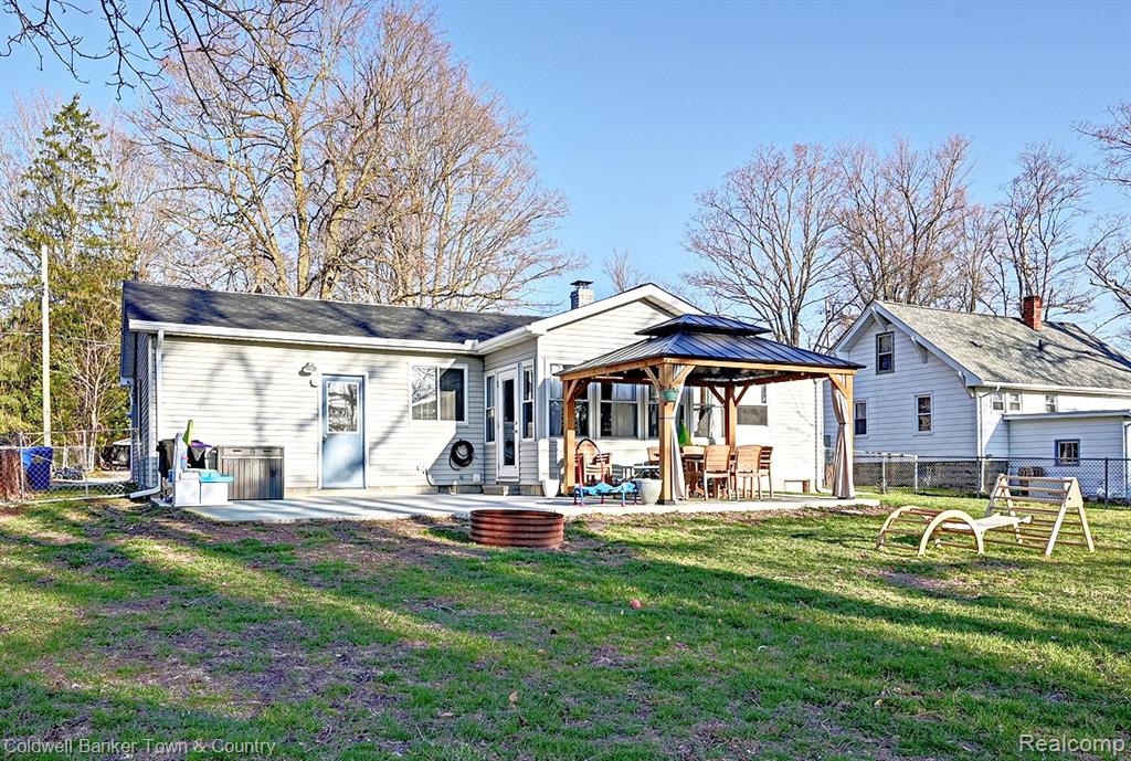 304 John Street, Holly, MI 48442 — Photo 3