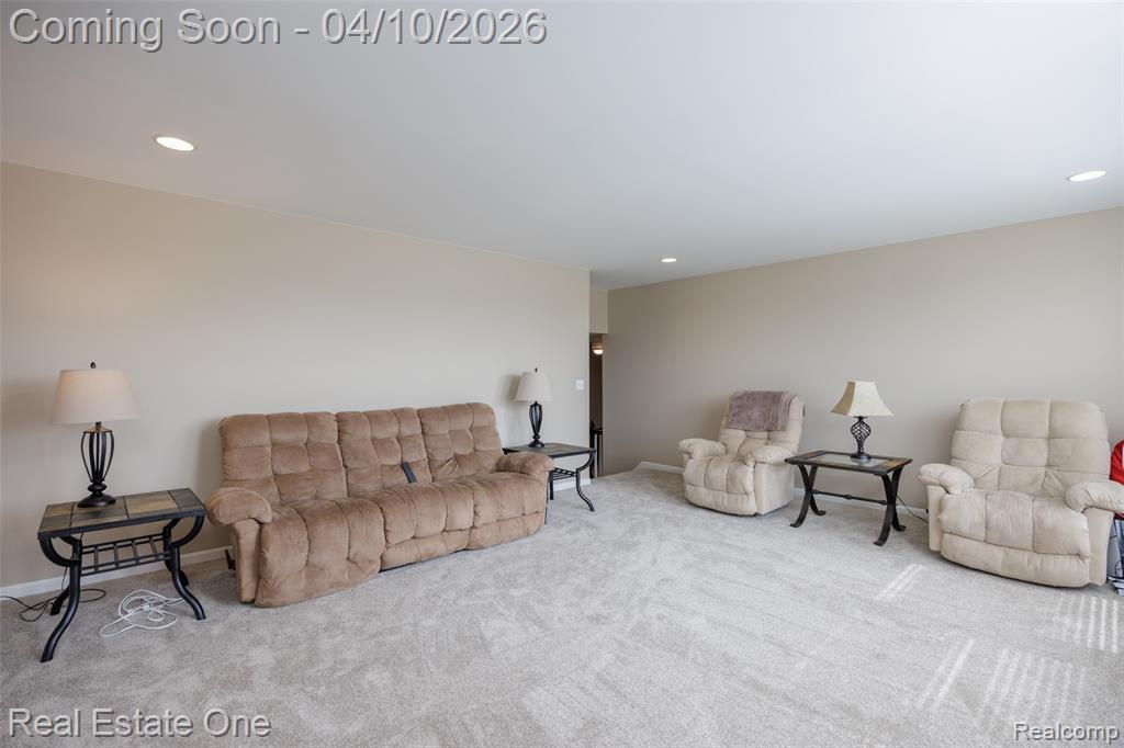 120 Crestview Drive, Rochester, MI 48306 — Photo 29
