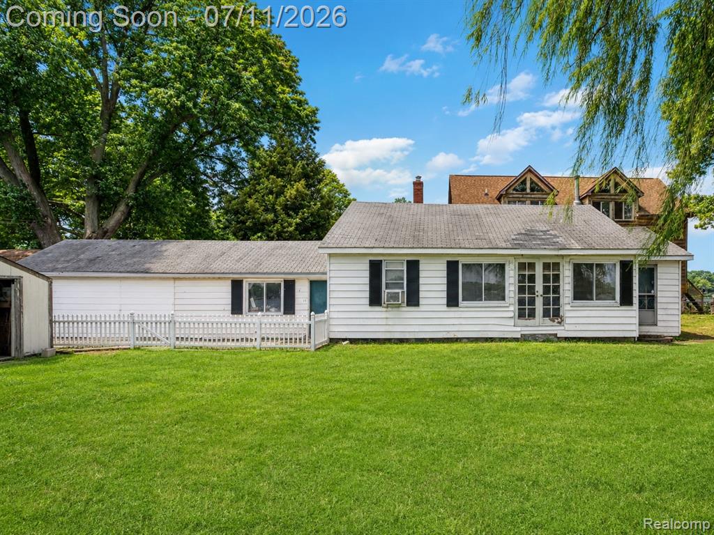 95 N Hulbert Street, White Lake, MI — Photo 2