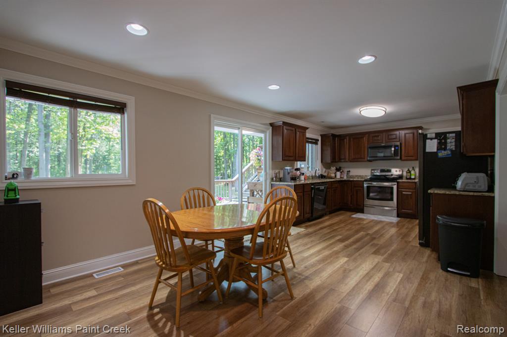 27200 Irwin Road, Richmond, MI 48062 — Photo 8