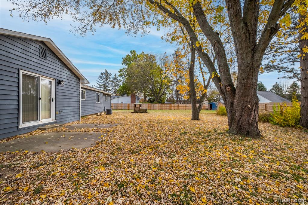 7121 S Fork Drive, Swartz Creek, MI 48473 — Photo 6