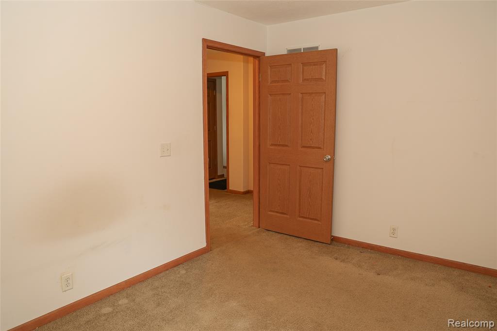 2755 Curtis Road, Leonard, MI 48367 — Photo 47