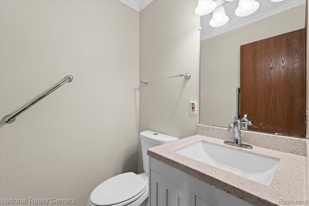 8451 Mannington Road, Canton, MI 48187 — Photo 27