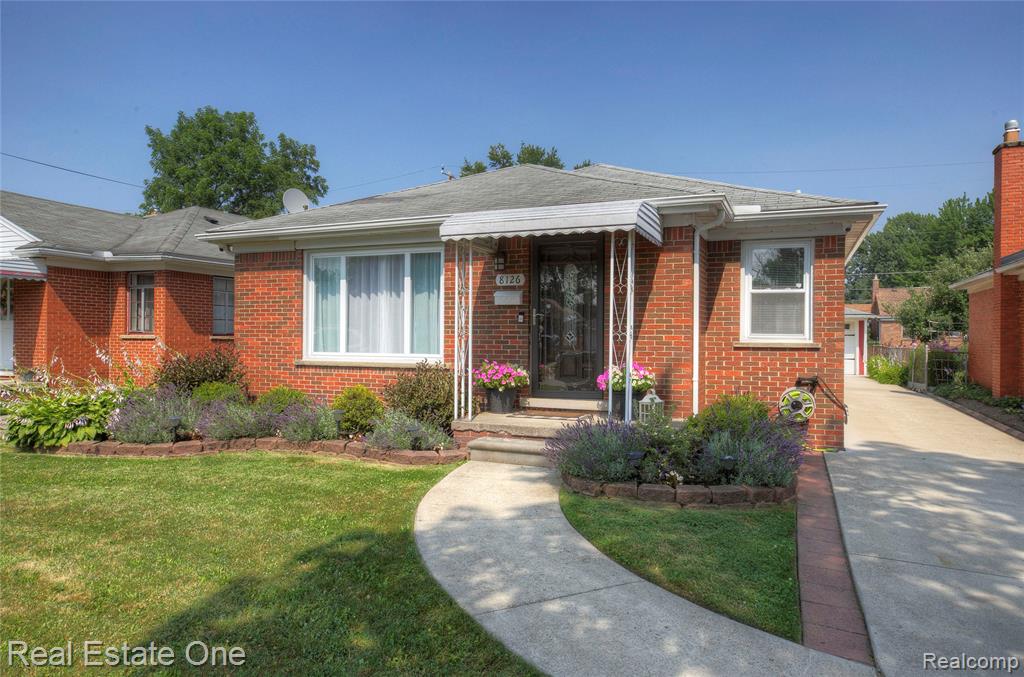 8126 Dale Street, Dearborn Heights, MI 48127 — Photo 8