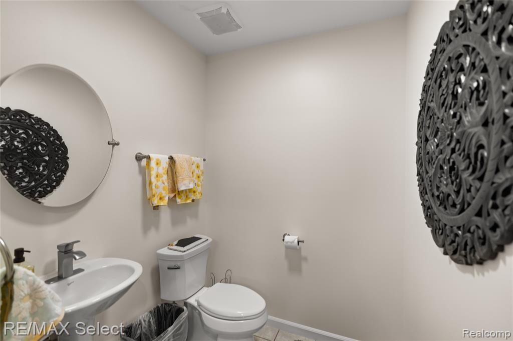 12363 Margaret Drive, Fenton, MI 48430 — Photo 45