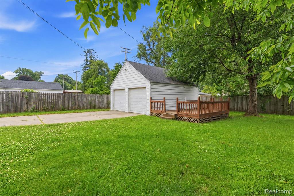 77 Huron Avenue, Mount Clemens, MI 48043 — Photo 20