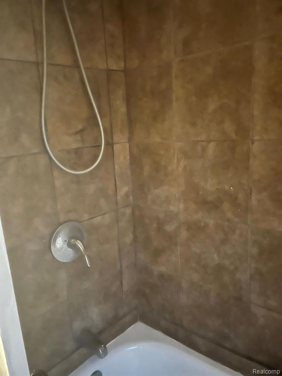 8451 LA SALLE Boulevard, Detroit, MI 48206 — Photo 70