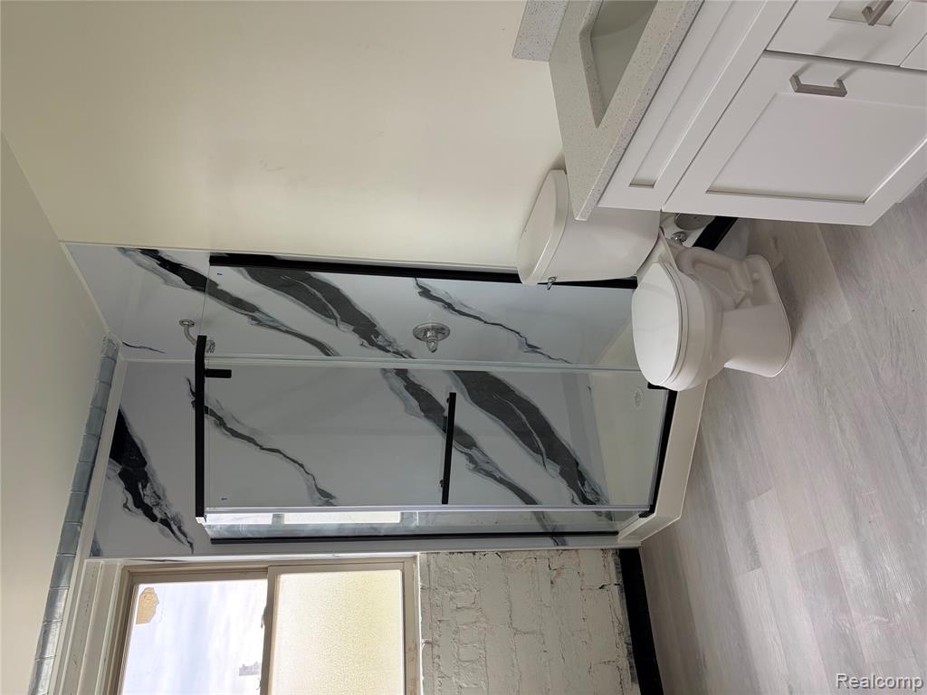 30 E PHILADELPHIA Street, Detroit, MI 48202 — Photo 17