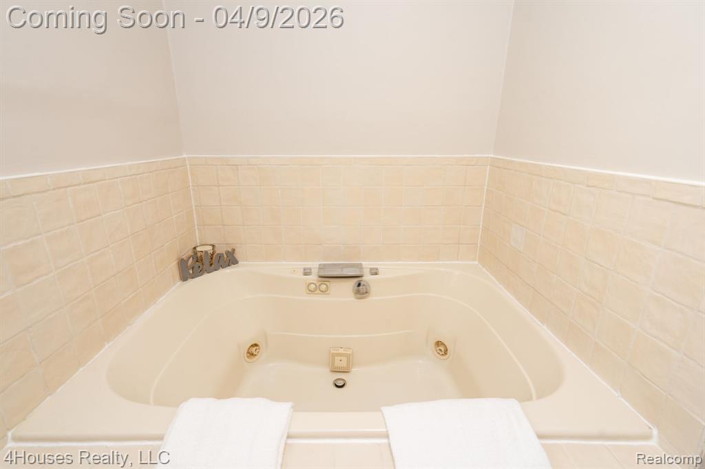 516 E Glass Road, Ortonville, MI 48462 — Photo 26