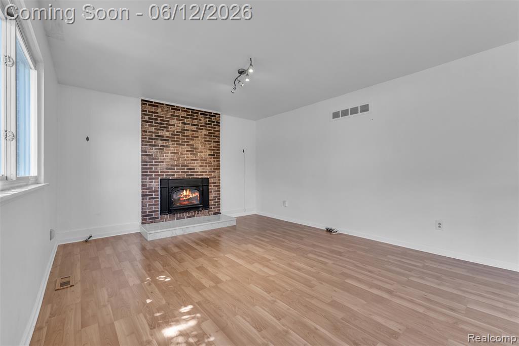 7000 Woonsocket Street, Canton, MI 48187 — Photo 27