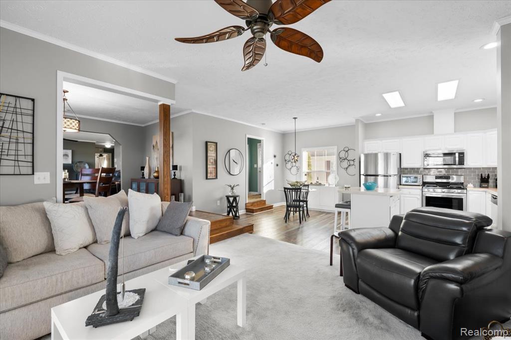 11201 Woodchester Court, South Lyon, MI 48178 — Photo 11