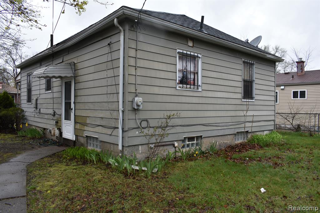21004 PARKSIDE Boulevard, Ferndale, MI 48220 — Photo 15