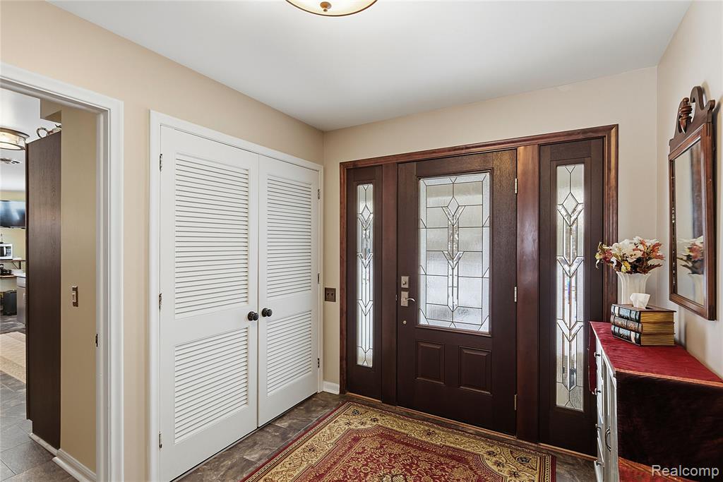 3873 Top View Court, Bloomfield, MI 48304 — Photo 3
