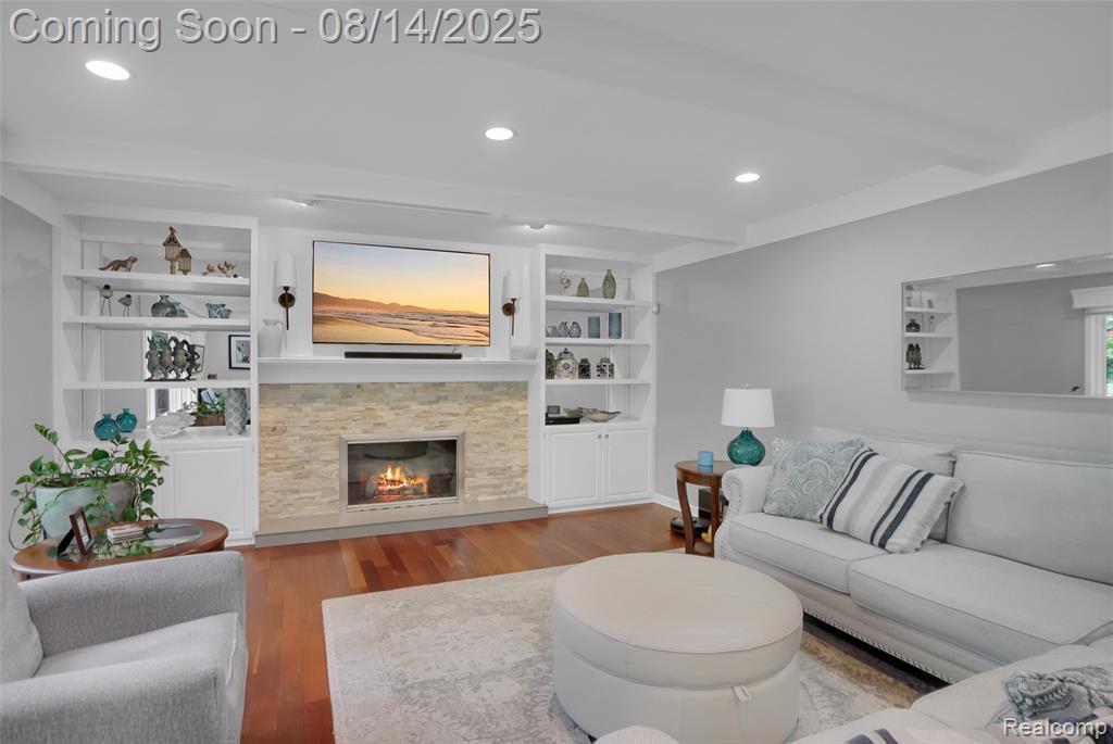 399 Silvervale Drive, Rochester Hills, MI 48309 — Photo 14