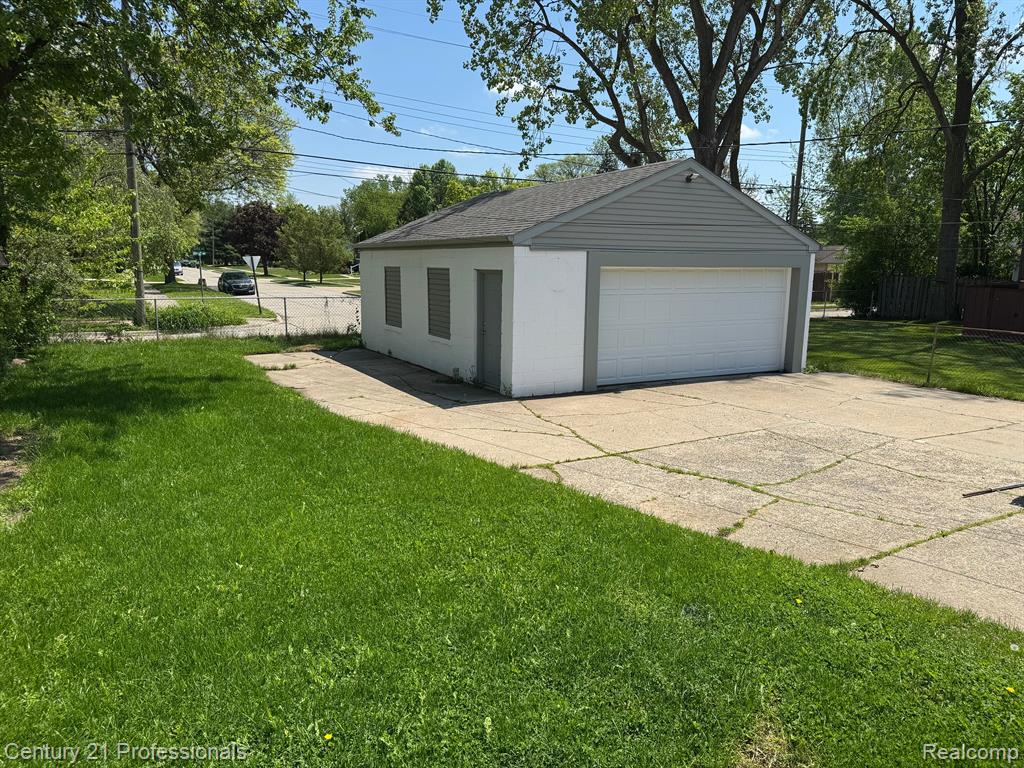 6908 BURNLY Street, Garden City, MI — Photo 4